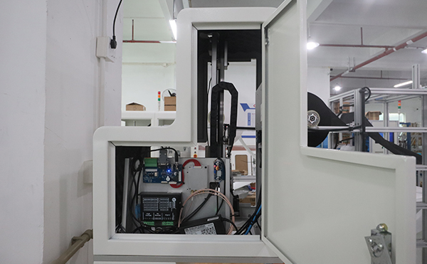 即打即貼打印貼標(biāo)機(jī),打印貼標(biāo)機(jī)設(shè)備,貼標(biāo)機(jī)廠家,高臻智能